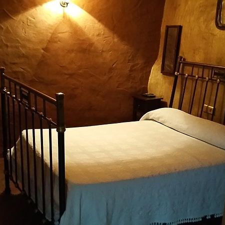 Posada Meson Mudejar Árchez Eksteriør billede